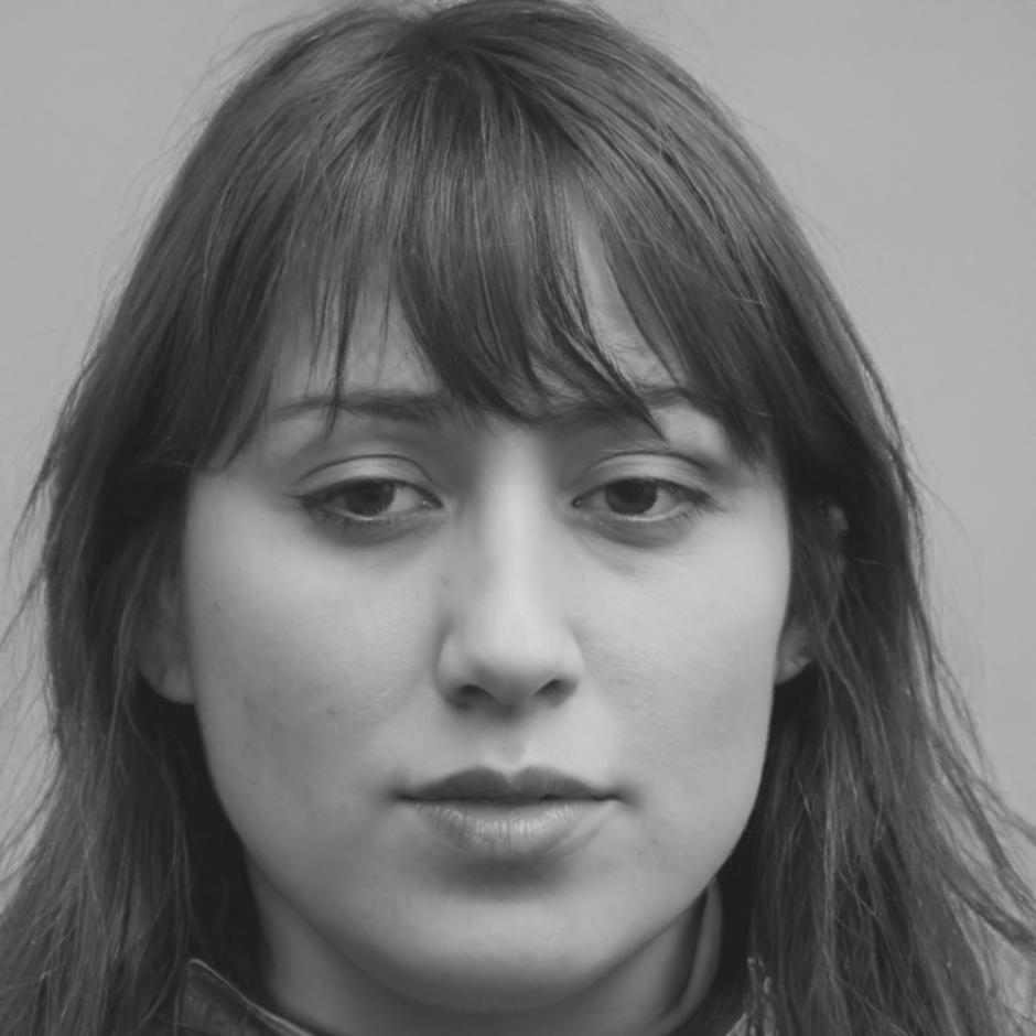 Finanzexpertin Sarah Müller